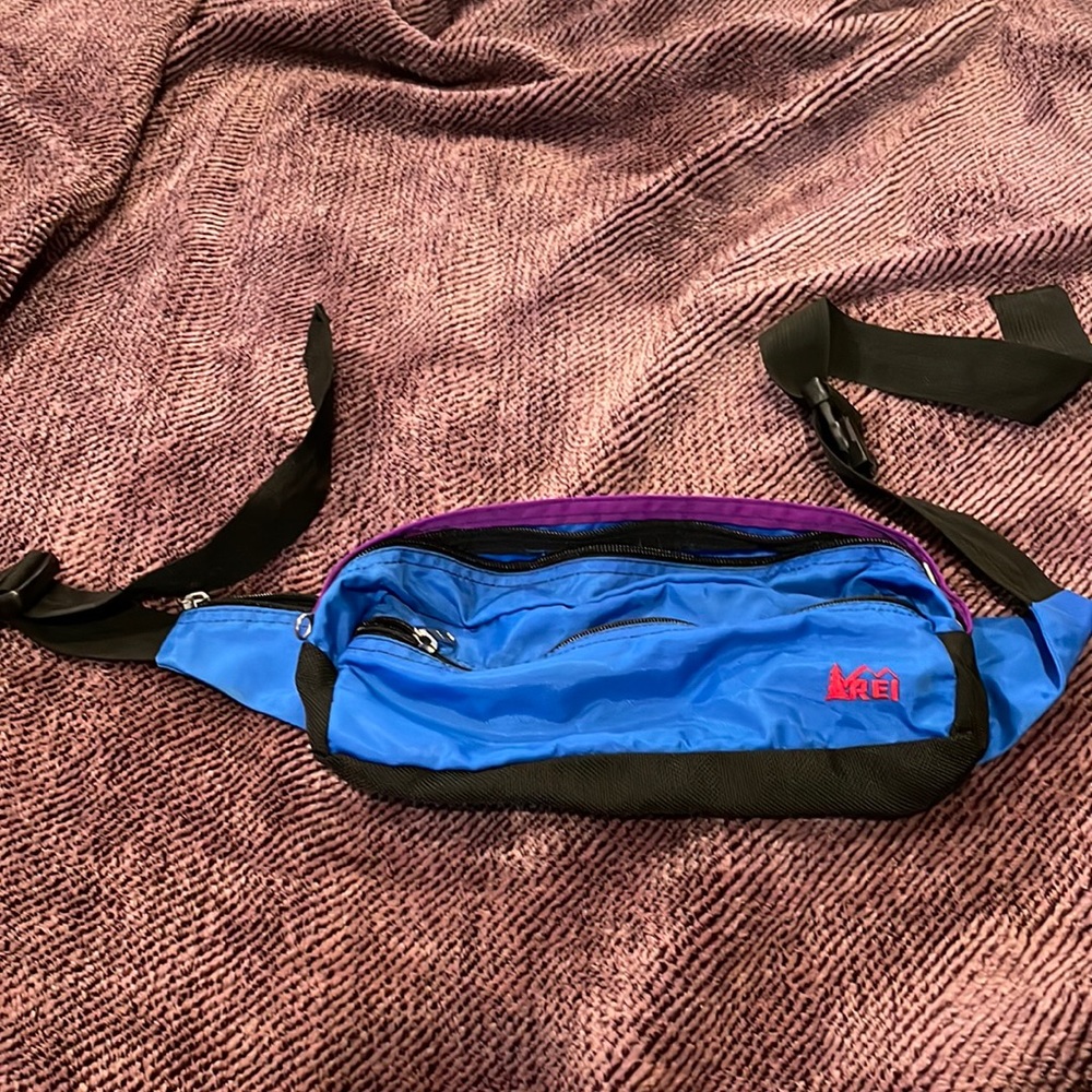 REI Fanny pack vintage